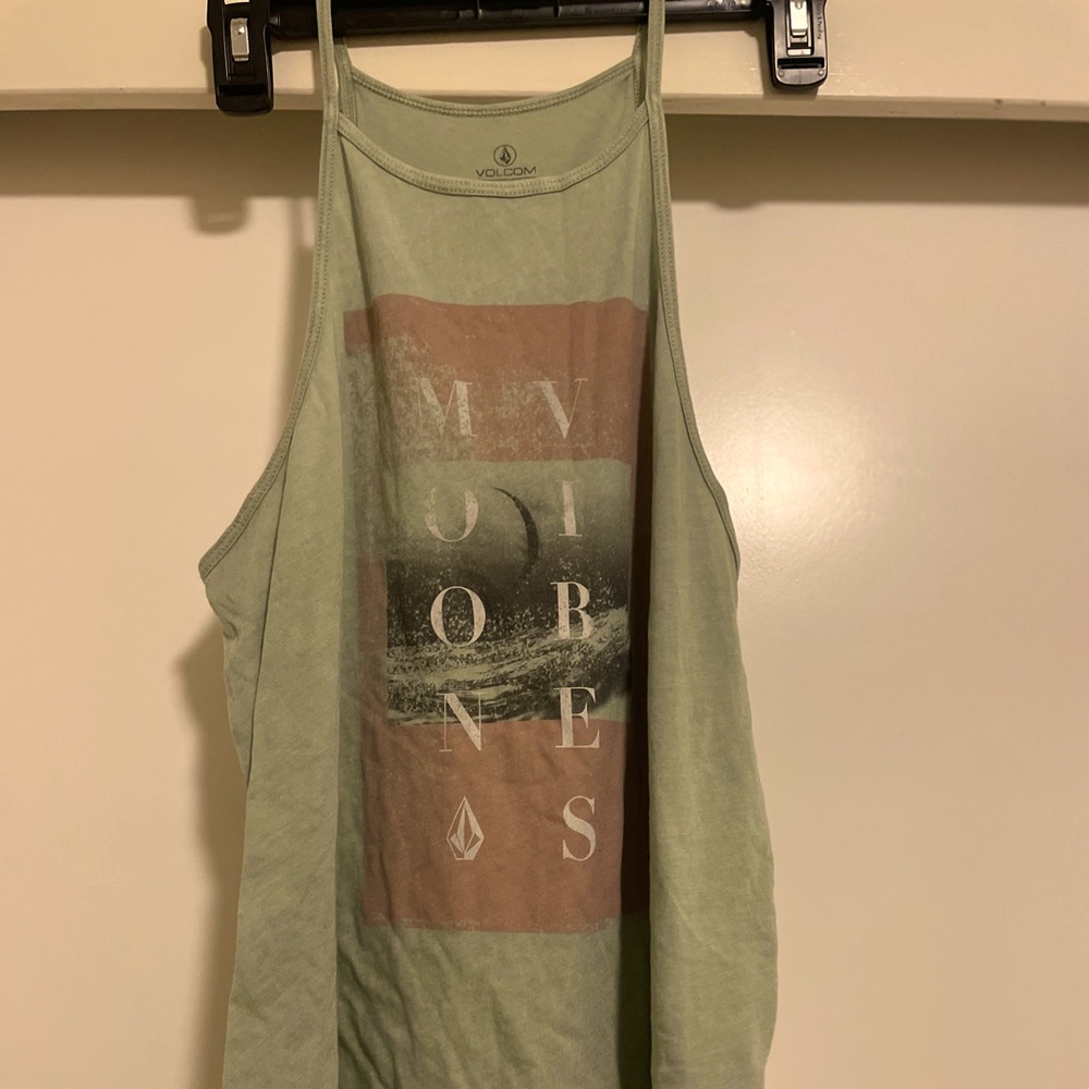 Volcom medium tank